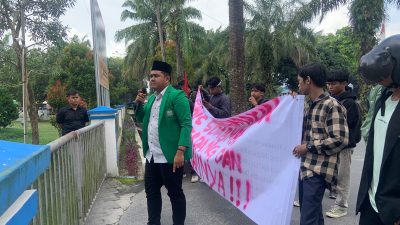 Dugaan Tipikor di Dinas SDABMBK Deli Serdang, GEMPI-SU Gelar Aksi Unjuk Rasa Desak Tangkap Kepala Dinas