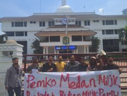 Demo Walikota Medan, FMSU Gelar Aksi Teatrikal “Tutup Mulut Pakai Lakban” Sebagai Simbol Pembungkaman
