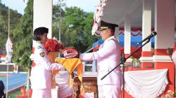 Wakil Bupati Tapteng Bertindak Sebagai Inspektur Upacara Penurunan Bendera