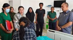 Wakil Bupati Tapanuli Tengah Kunjungi Keluarga Korban Bayi Meninggal di RSUD Pandan
