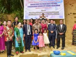 Bupati Tapanuli Tengah Letakkan Batu Pertama Pembangunan Gedung GPI Sidang Nagatimbul