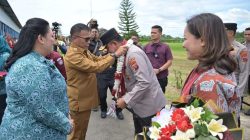 Bupati Tapanuli Tengah Sambut Kedatangan Kapolda Sumatera Utara di Bandara Dr. Ferdinand LumbanTobing