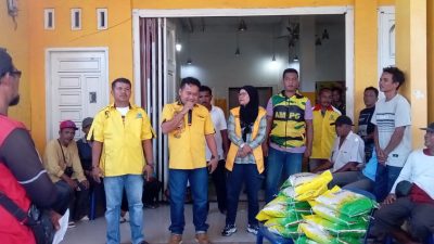 Menjelang Hut ke-61 Partai Golkar Dewan Pimpinan Daerah Tapanuli Tengah Menggelar Kegiatan Sosial