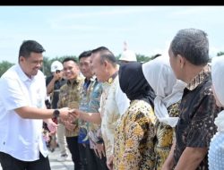 Wakil Bupati Tapteng Apresiasi Gubsu Serahkan 17.589 Kartu BPJS