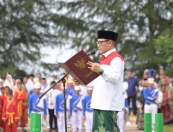 Hadiri Apel Hari Santri Nasional 2025 Menko PM RI 