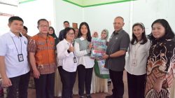 Wakil Bupati Tapteng Serahkan Bantuan Atensi Sosial untuk 64 Penyandang Disabilitas