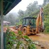 BPBD Tapteng Kerahkan Alat Berat Bersihkan Material Longsor
