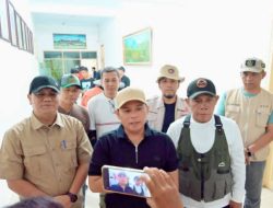 Bupati Tapteng Terima Bantuan Kemanusiaan Korban Bencana Alam dari Bupati Padang Lawas