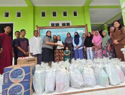 500 Paket Ramadhan DWP Pusat Disalurkan melalui DWP Tapteng