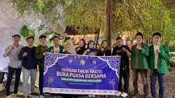 Wujudkan Kepedulian Ramadan, BEM UMN Al Washliyah Medan Berbagi Takjil dan Buka Puasa Bersama