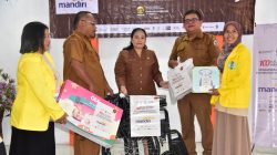 Pemkab Tapteng Terima Bantuan Alat Kesehatan dari ILUNI UI