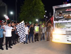 Bupati Tapteng Lepas Pawai Takbiran Ribuan Warga Semarakkan Malam Pawai Takbiran Idul Fitri 1447 H