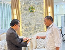 KETUM PP ISNU APRESIASI PENGUKUHAN GURU BESAR HUKUM UINSU PROF. ARIF