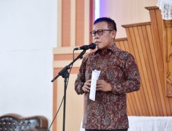 Bupati Tapteng Hadiri Perayaan Paskah Raya GAMKI