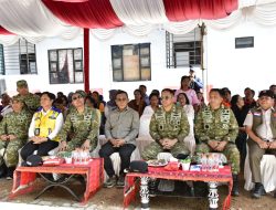 Bupati Tapteng dan Kasum TNI Tinjau Progres Infrastruktur dan Serahkan Bantuan Air Bersih di Tapteng