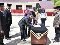 Bupati Tapanuli Tengah Lantik 71 Kepala Sekolah Tekankan Inovasi, Kebersihan, dan Pengelolaan Dana BOS