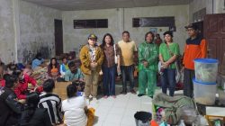 Kadis Kesehatan Tapteng Gerak Cepat Berikan Pelayanan Kesehatan Warga Terdampak Banjir di Sipange